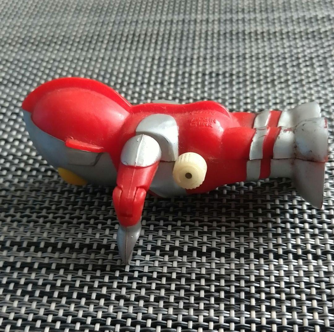 泳がない ウルトラマン　下敷　レトロなセット