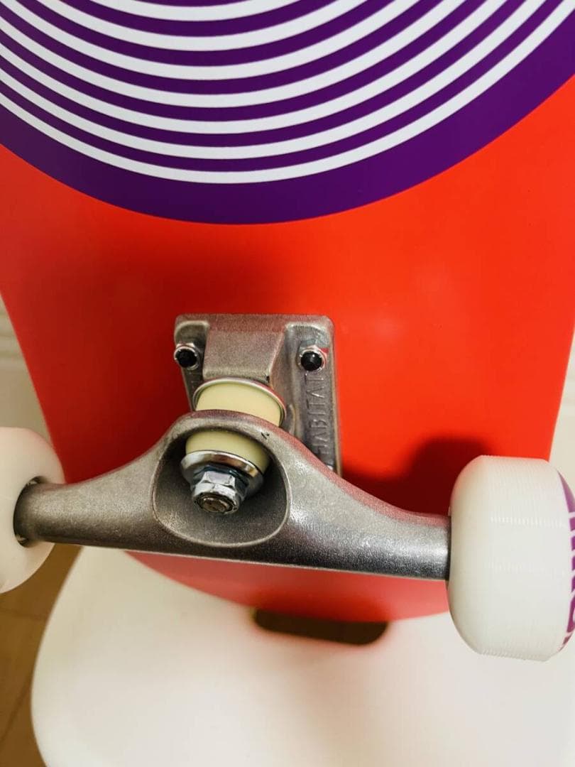 ハビタット HABITAT　8.0*32インチ　スケートボードコンプリートセット