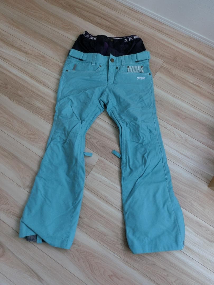 レディース　スノーボードウェア　スキーウェア　ズボン