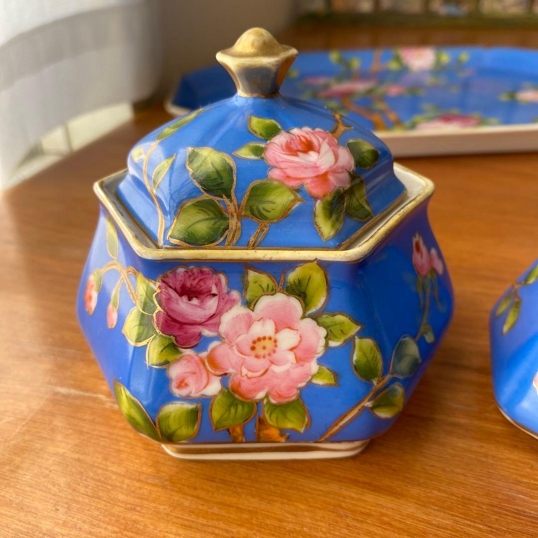 英国里帰り　オールドノリタケ　ドレッシングテーブルセット　鮮やかなブルーとお花