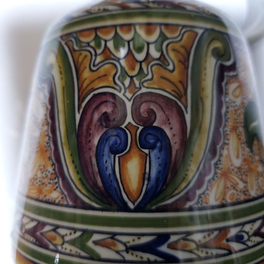 手描き陶器ピッチャー 蓋付き