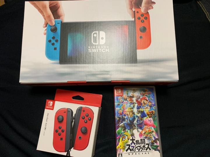 Switch本体、コントローラー、大乱闘
