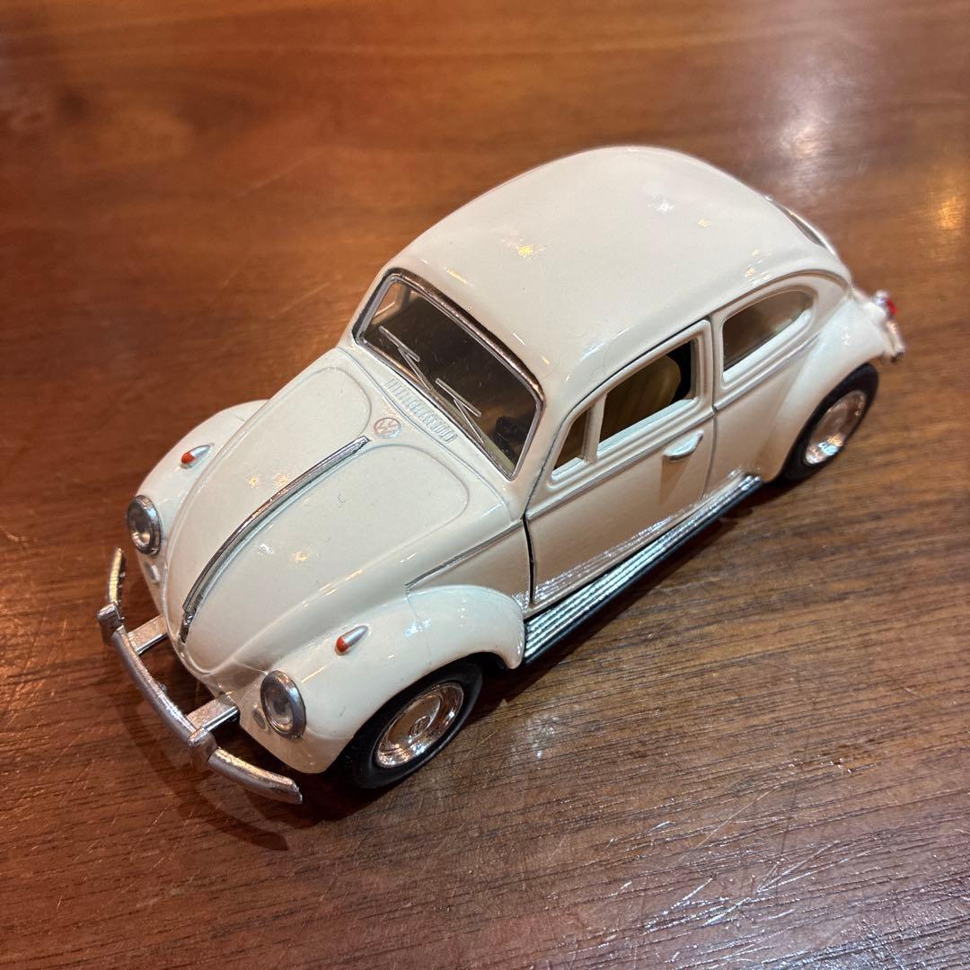 フォルクスワーゲン ビートル ミニカー ホワイト