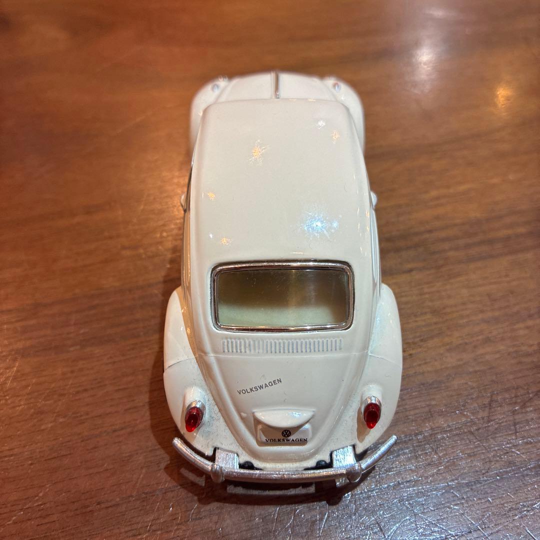 フォルクスワーゲン ビートル ミニカー ホワイト