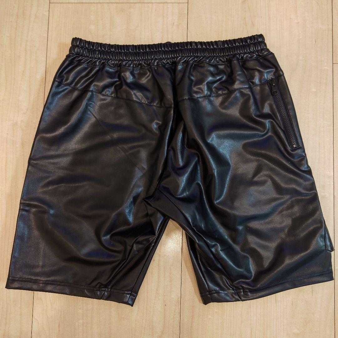 新品 1PIU1UGUALE3 SPORT スポーツレザーショートパンツ